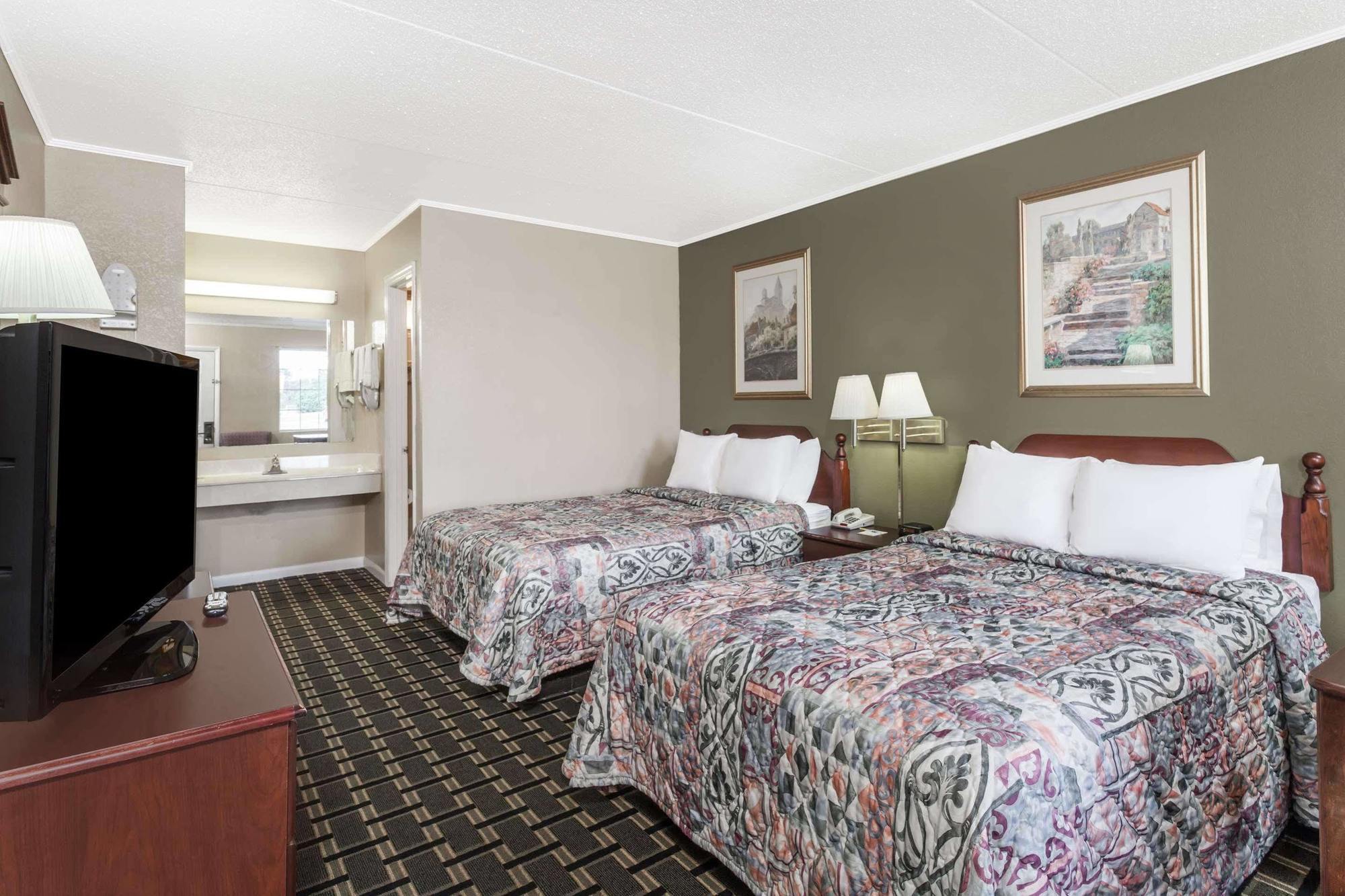 Days Inn By Wyndham Ленуар Сити Экстерьер фото